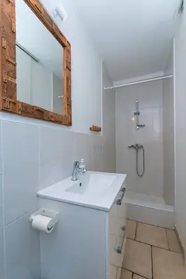 Kupaonica u objektu Apartments with parking space Brela, Makarska - 16596