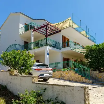 Apartments Josip
