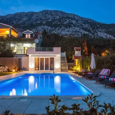 Villa Golden Garden with 50sqm private pool
