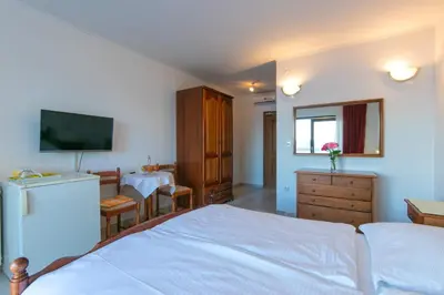 Krevet ili kreveti u jedinici u objektu Adria Brela Apartments