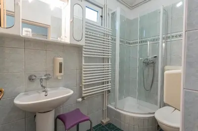 Kupaonica u objektu Apartments by the sea Hvar - 10430