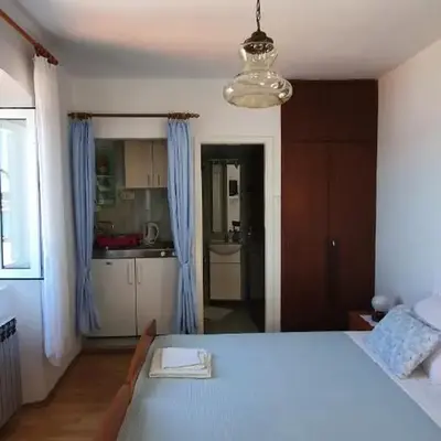Apartments Jurić - 1 A studio apartment with a view