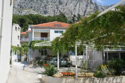 Pogled na planine ili pogled na planine iz apartmana