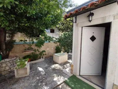 Zgrada u kojoj se nalazi apartman