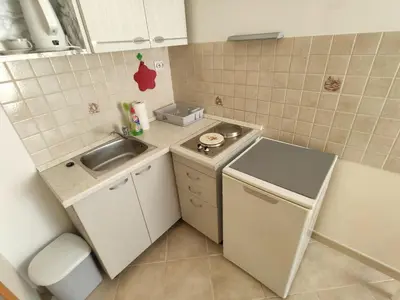 Kuhinja ili čajna kuhinja u objektu Studio Žauhar