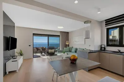 Kuhinja ili čajna kuhinja u objektu Apartmani Vila Jelena - Makarska Exklusiv