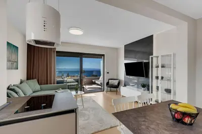 TV i/ili zabavni centar u objektu Apartmani Vila Jelena - Makarska Exklusiv