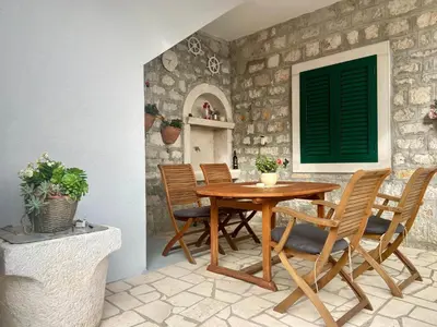 Tlocrt objekta Apartment Simon - Old Stone Charm, Central Bol Life