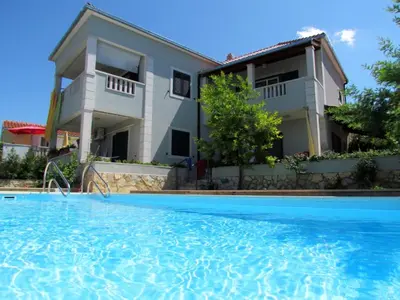 Bazen u objektu Holiday home with pool, Supetar, Island Brac ili u blizini