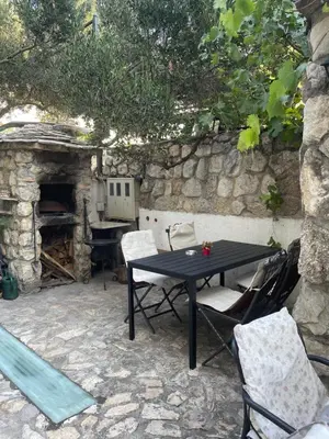 Popločani dio dvorišta ili vanjski dio objekta Apartments Villa More