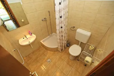 Kupaonica u objektu Apartmani Katarina