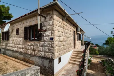 Zgrada u kojoj se nalazi apartman