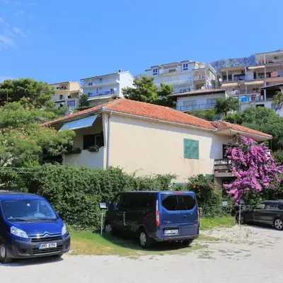 Apartments by the sea Sumpetar