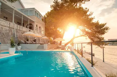 Bazen u objektu Hotel Milna Osam - Adults Only ili u blizini