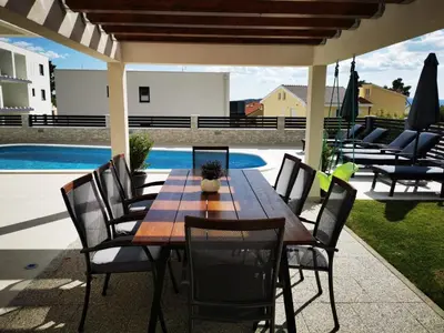 Bazen u objektu Villa La Vita ili u blizini