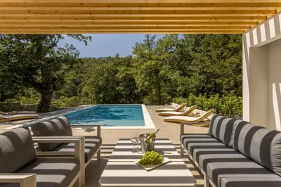 Bazen u objektu Villa VENTURA with private 45 sqm swimming pool, 4 bedrooms, gym, game room ili u blizini