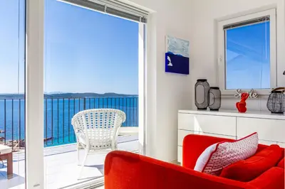 Pogled na more ili pogled na more iz apartmana