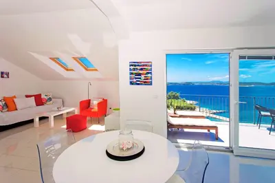 Pogled na more ili pogled na more iz apartmana