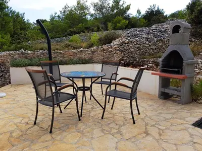 Popločani dio dvorišta ili vanjski dio objekta Villa Renata - Apartment Zeleni