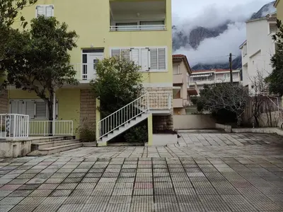 Zgrada u kojoj se nalazi apartman