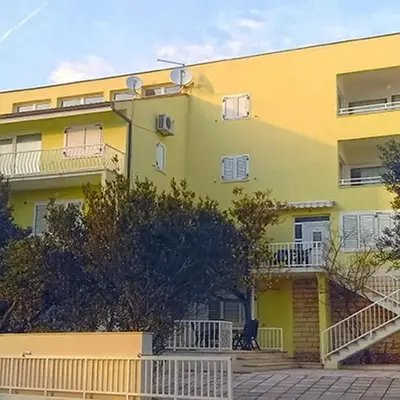 Apartments Ivo