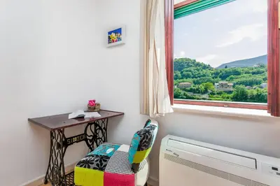 Pogled na planine ili pogled na planine iz vila