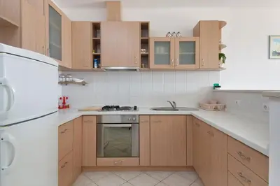 Kuhinja ili čajna kuhinja u objektu Apartment Ljilja