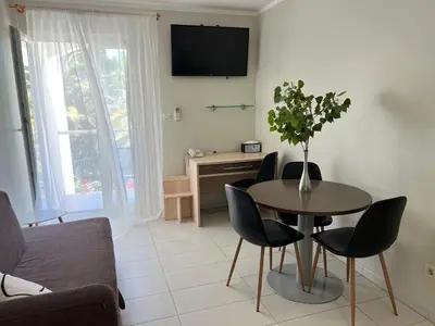 TV i/ili zabavni centar u objektu Apartments Lavica Beach Dumičić