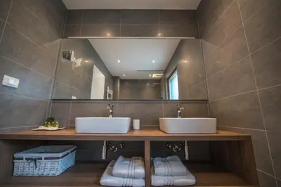 Kupaonica u objektu Villa D