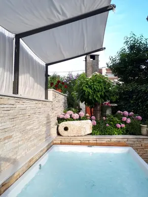 Bazen u objektu Apartments Vuković ili u blizini
