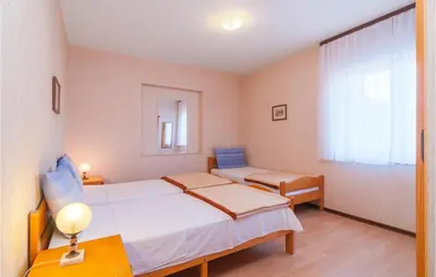 Krevet ili kreveti u jedinici u objektu Nice Apartment In Splitska With Wifi