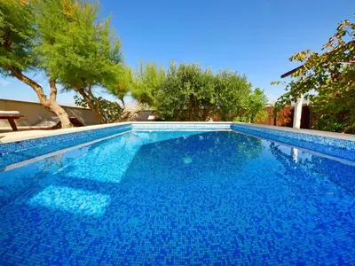 Bazen u objektu Holiday Home Sofija by Interhome ili u blizini
