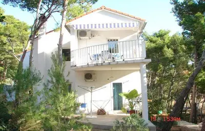 Zgrada u kojoj se nalazi apartman