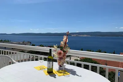 Tlocrt objekta Apartment 1 with pool and amazing sea view