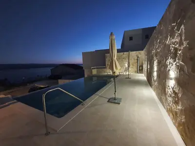 Tlocrt objekta Apartment 5 with pool and amazing sea view