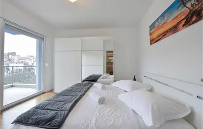 Krevet ili kreveti u jedinici u objektu Pet Friendly Apartment In Podstrana