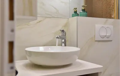 Kupaonica u objektu Nice Home In Zvecanjegata