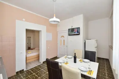 TV i/ili zabavni centar u objektu Apartments Makarska Gudelj Cvitan