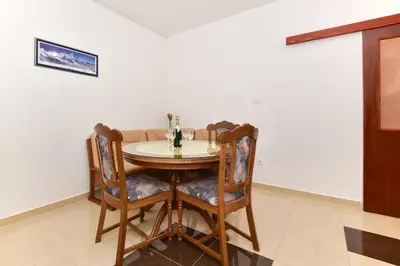 Tlocrt objekta Apartments Makarska Gudelj Cvitan