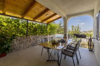 Balkon ili terasa u objektu Villa Almond near Omis, private pool