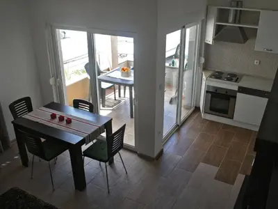Kuhinja ili čajna kuhinja u objektu Apartments Kristina