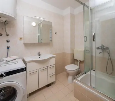 Kupaonica u objektu Sail Away Beach Apartment