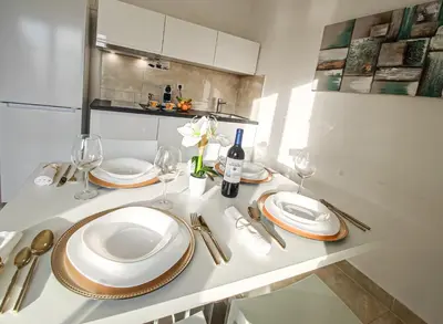 Kuhinja ili čajna kuhinja u objektu Apartments - Villa Sabrina