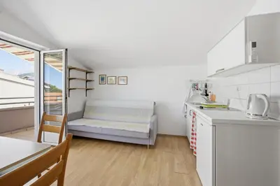 Kuhinja ili čajna kuhinja u objektu Apartments Vukadin