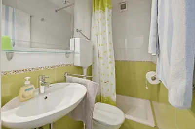 Kupaonica u objektu Apartments Vukadin