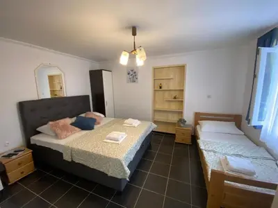 Krevet ili kreveti u jedinici u objektu Apartments by the sea Baska Voda, Makarska - 16378