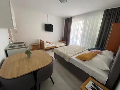 Krevet ili kreveti u jedinici u objektu Apartments by the sea Baska Voda, Makarska - 16378