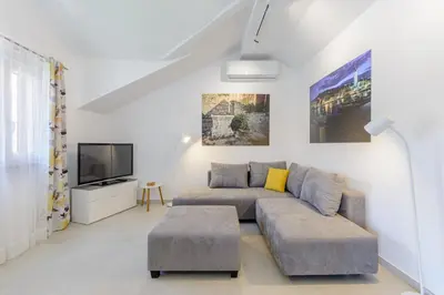 TV i/ili zabavni centar u objektu CITY VIEW APARTMENT