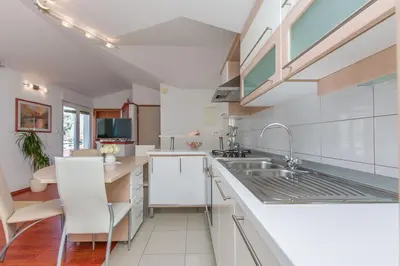 Kuhinja ili čajna kuhinja u objektu Apartments Mia