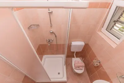 Kupaonica u objektu Škiljini dvori - Studio-apartman 3